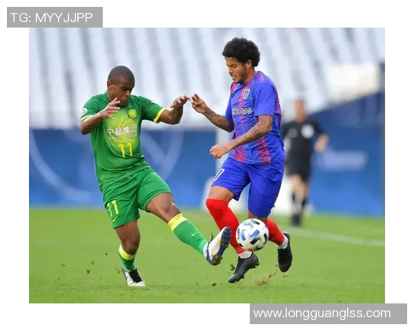 上海海港主场迎战成都蓉城巅峰对决再燃中超争冠关键之战