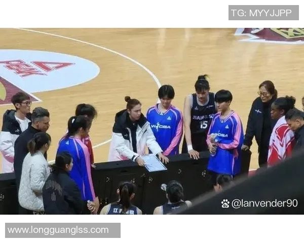 广东宏远迎战浙江稠州关键战 双方全力争夺CBA季后赛席位 广东宏远迎战浙江稠州关键战 双方全力争夺CBA季后赛席位